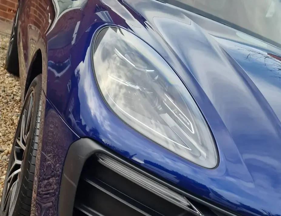 Headlight restoration by Hydrowax, based in Hull