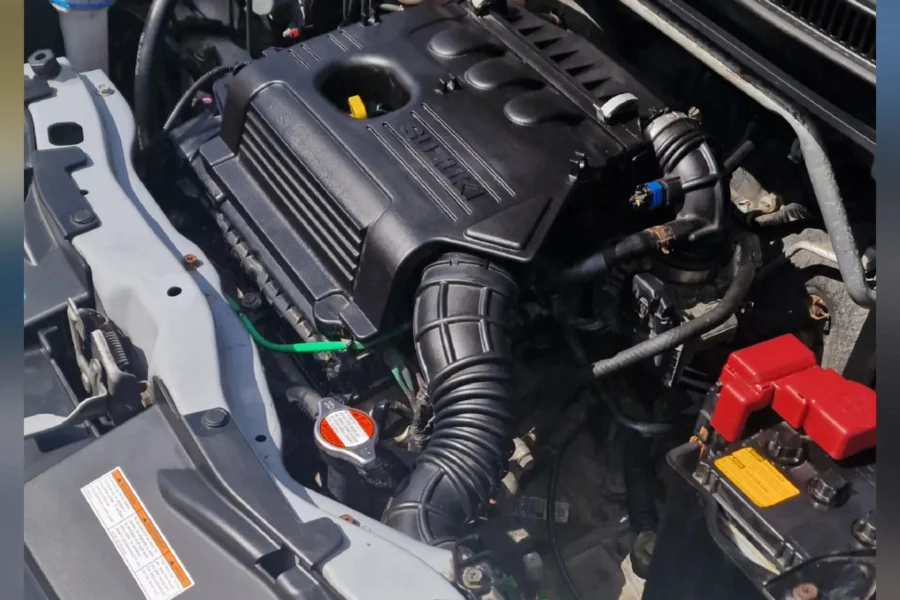 Fresh clean Suzuki engine bay after professional engine clean by Hydrowax